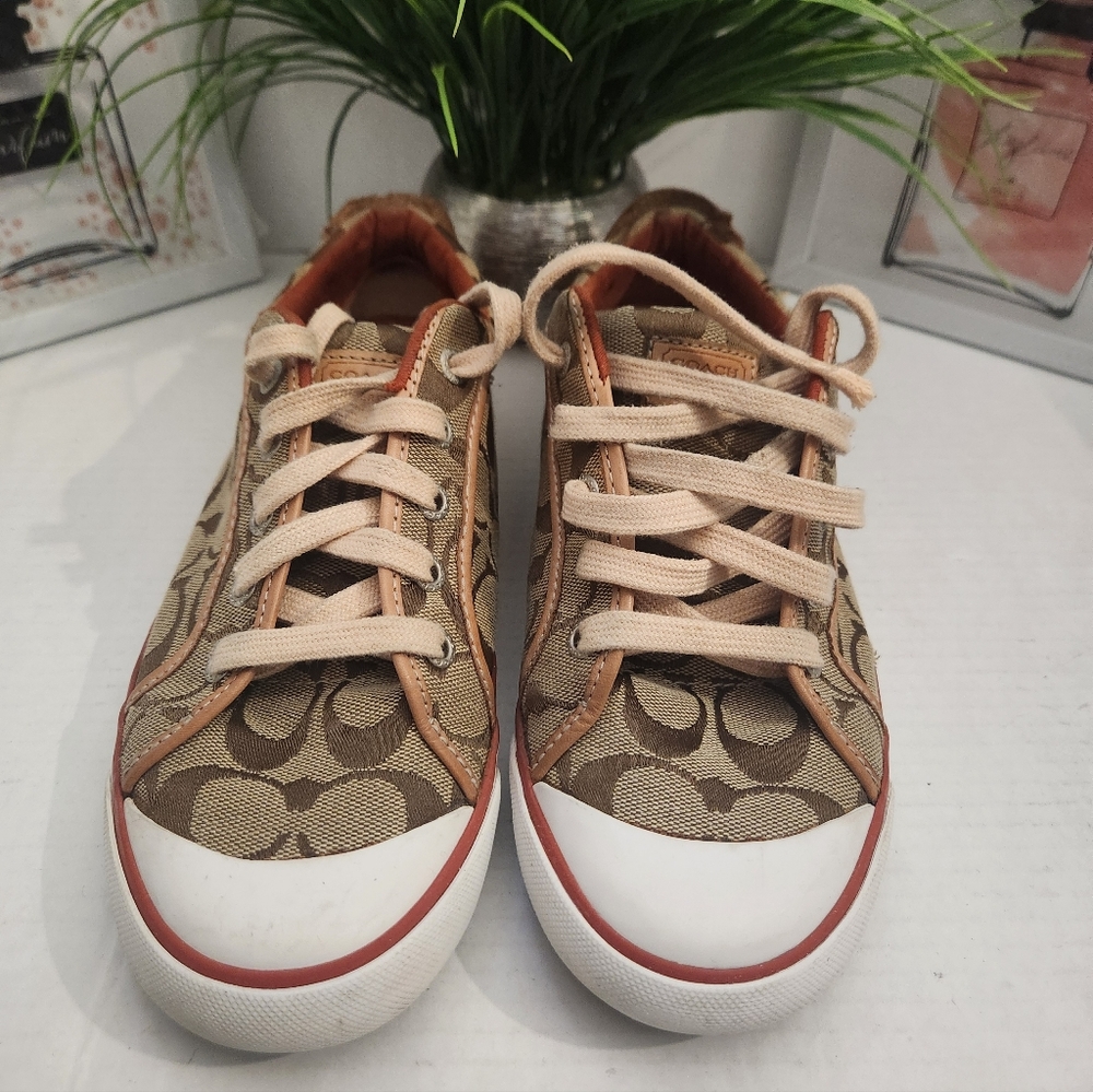Coach Sneakers Women's Shoes Brown and Tan Logo Design Size 8.5M Preowned